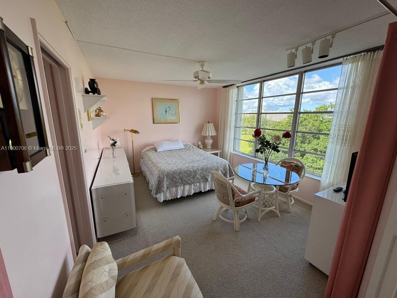 NO 51 PALM-AIRE COUNTRY C - Residential