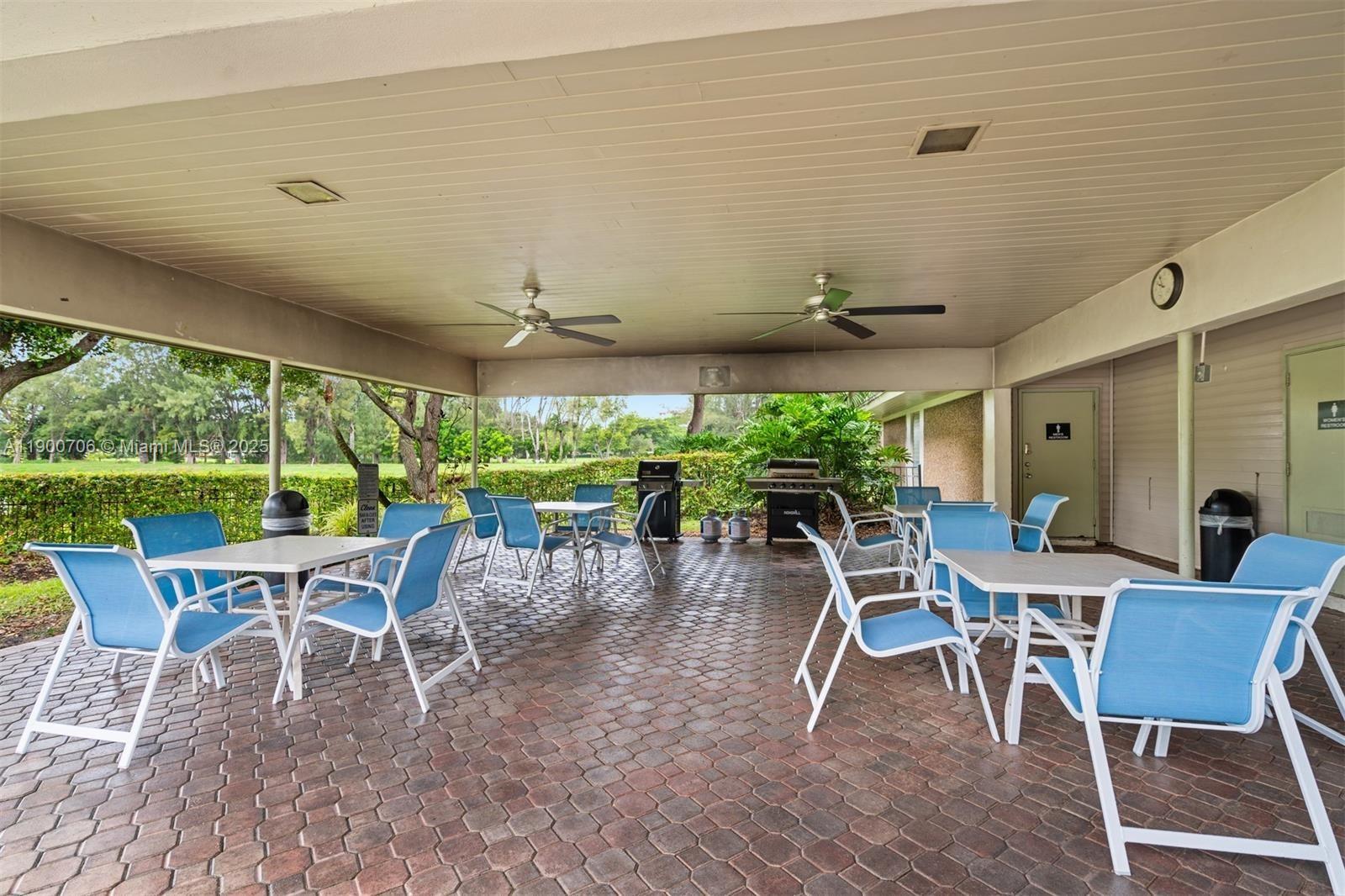 NO 51 PALM-AIRE COUNTRY C - Residential