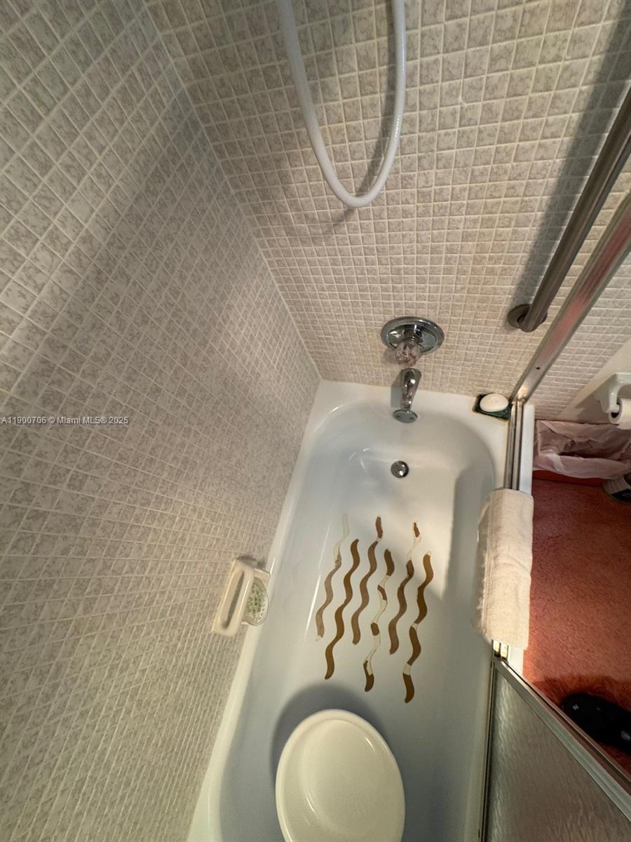 NO 51 PALM-AIRE COUNTRY C - Residential