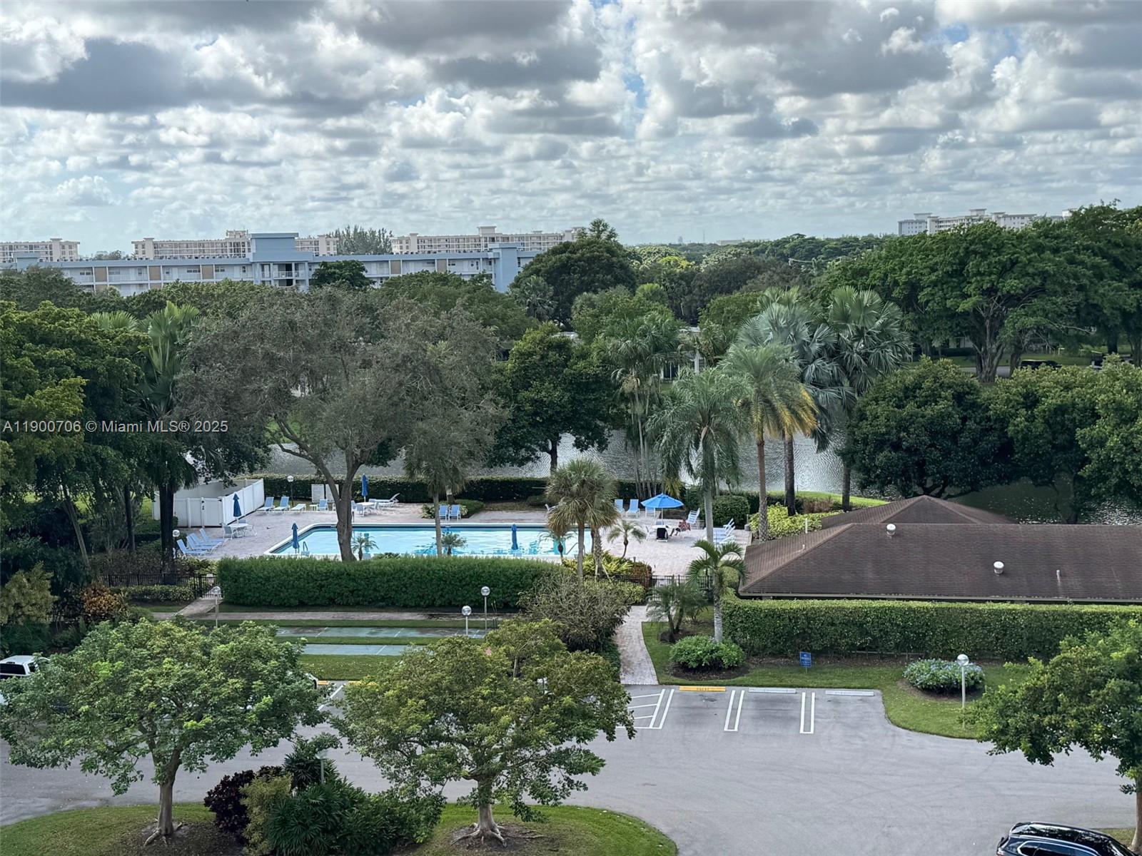 NO 51 PALM-AIRE COUNTRY C - Residential