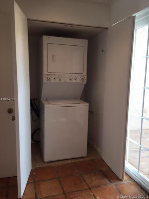 Saddle-Up 113-36 B - Residential Lease