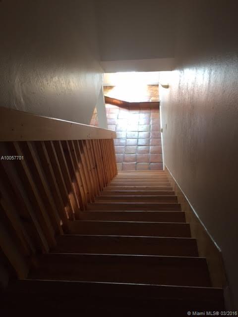 Saddle-Up 113-36 B - Residential Lease