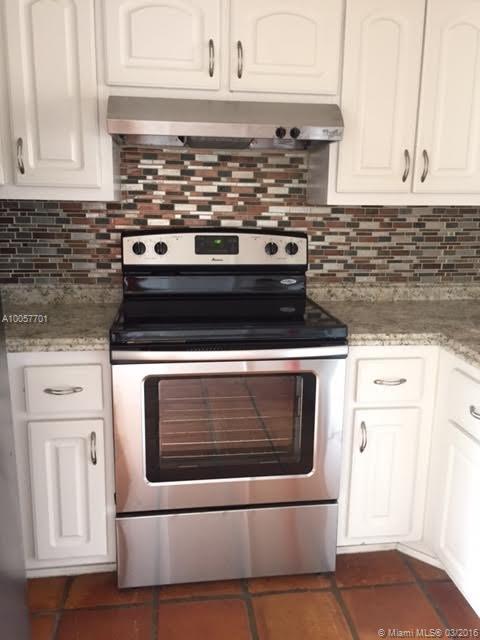 Saddle-Up 113-36 B - Residential Lease