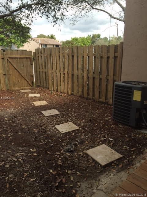 Saddle-Up 113-36 B - Residential Lease