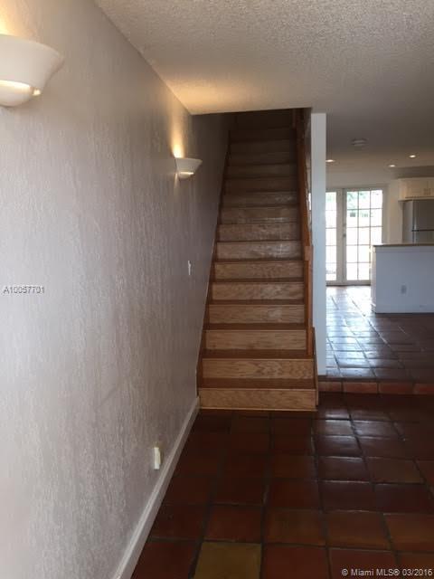 Saddle-Up 113-36 B - Residential Lease