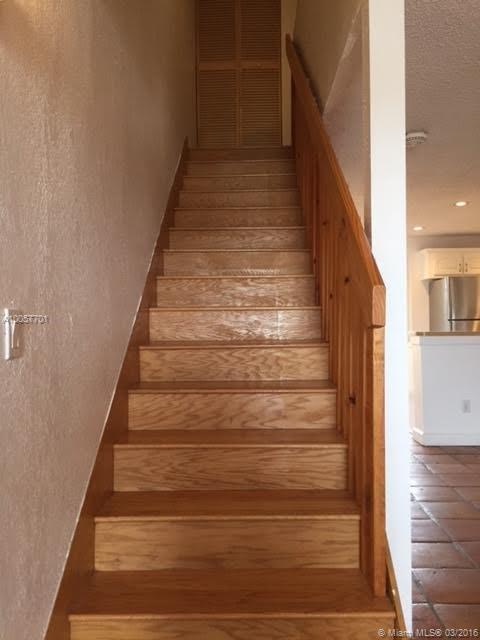 Saddle-Up 113-36 B - Residential Lease