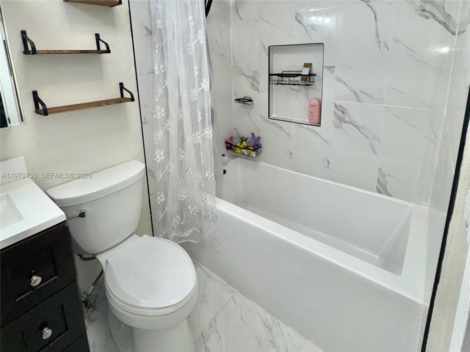 NORTH LAUDERDALE VILLAGE - Residential