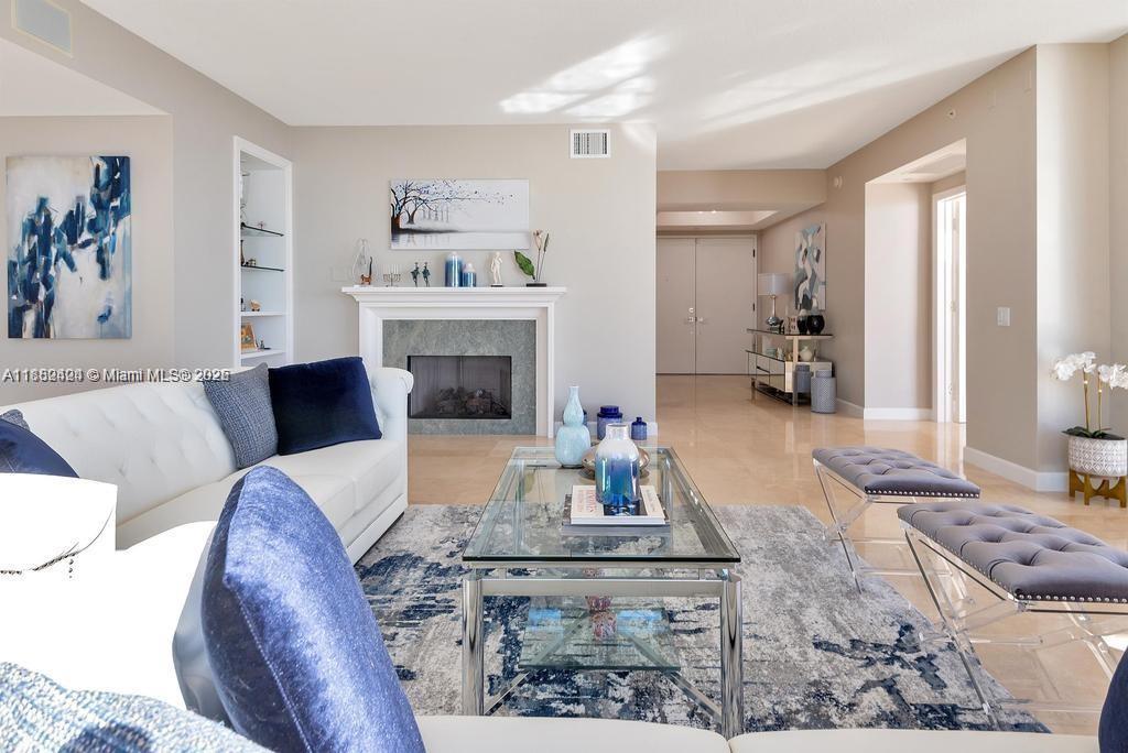 1460 S Ocean Blvd 1101