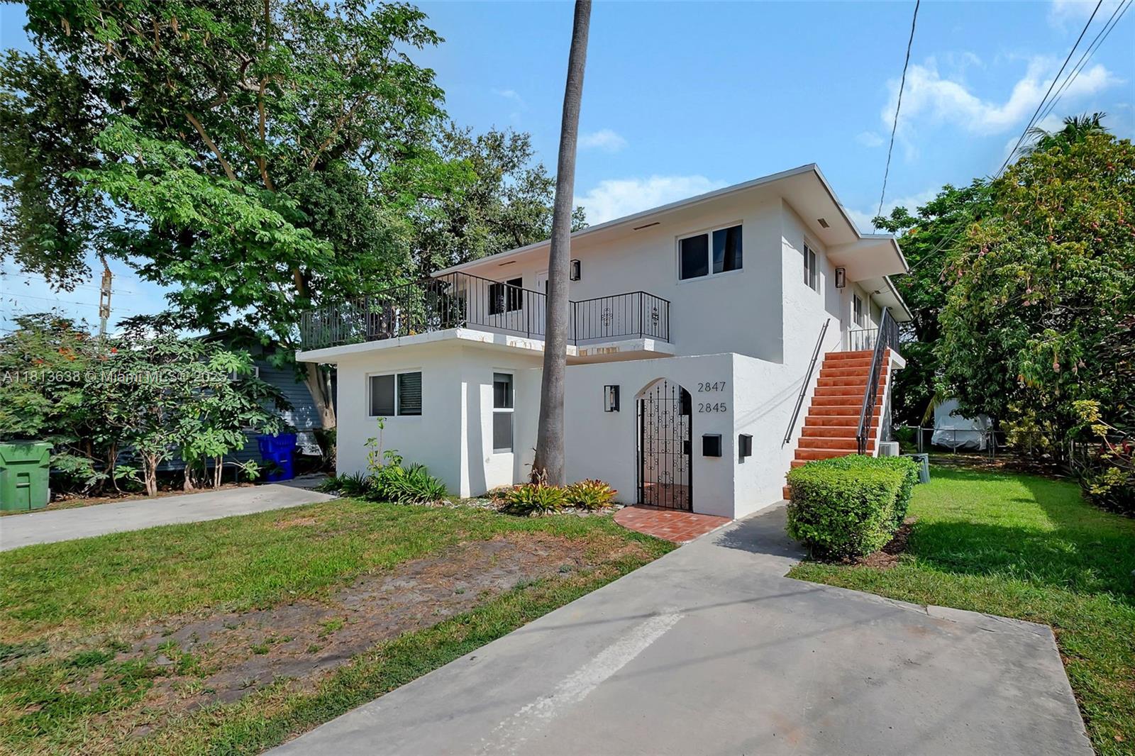 Rental Property at 2845 Sw 24th St 2845, Miami, Broward County, Florida - Bedrooms: 3 
Bathrooms: 2  - $3,700 MO.