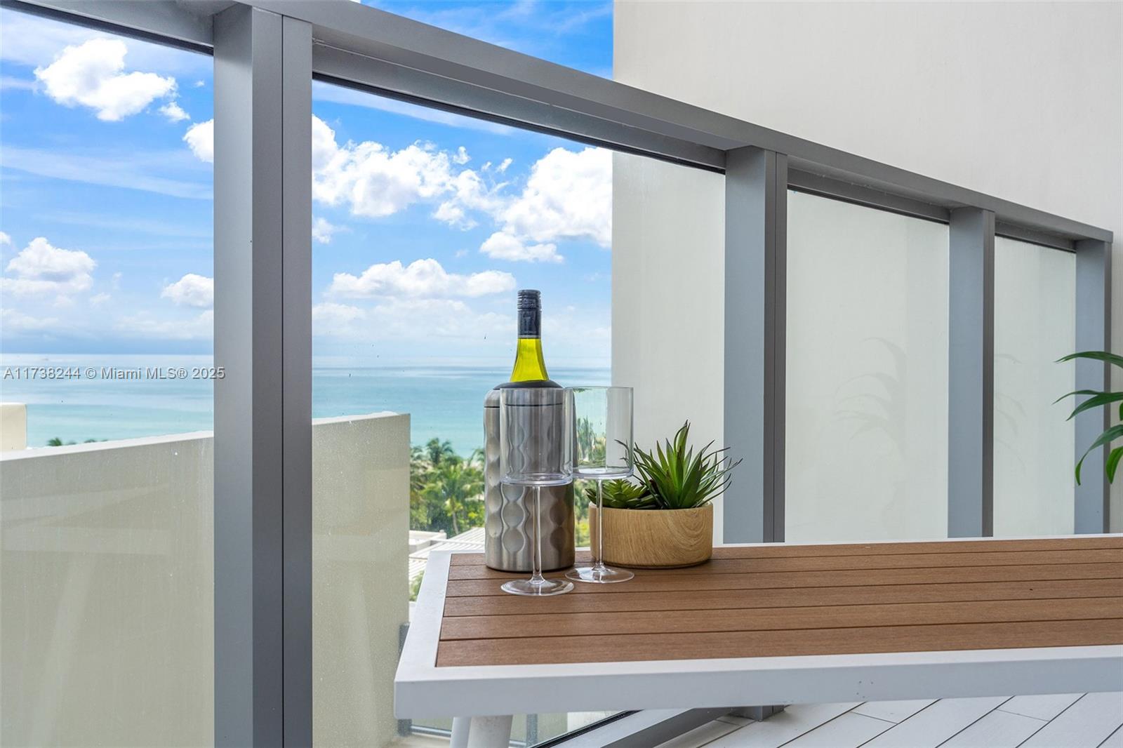 2201 COLLINS AVE CONDO - Residential