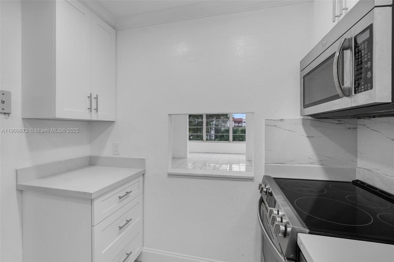 SUNRISE LAKES 24 CONDO - Residential