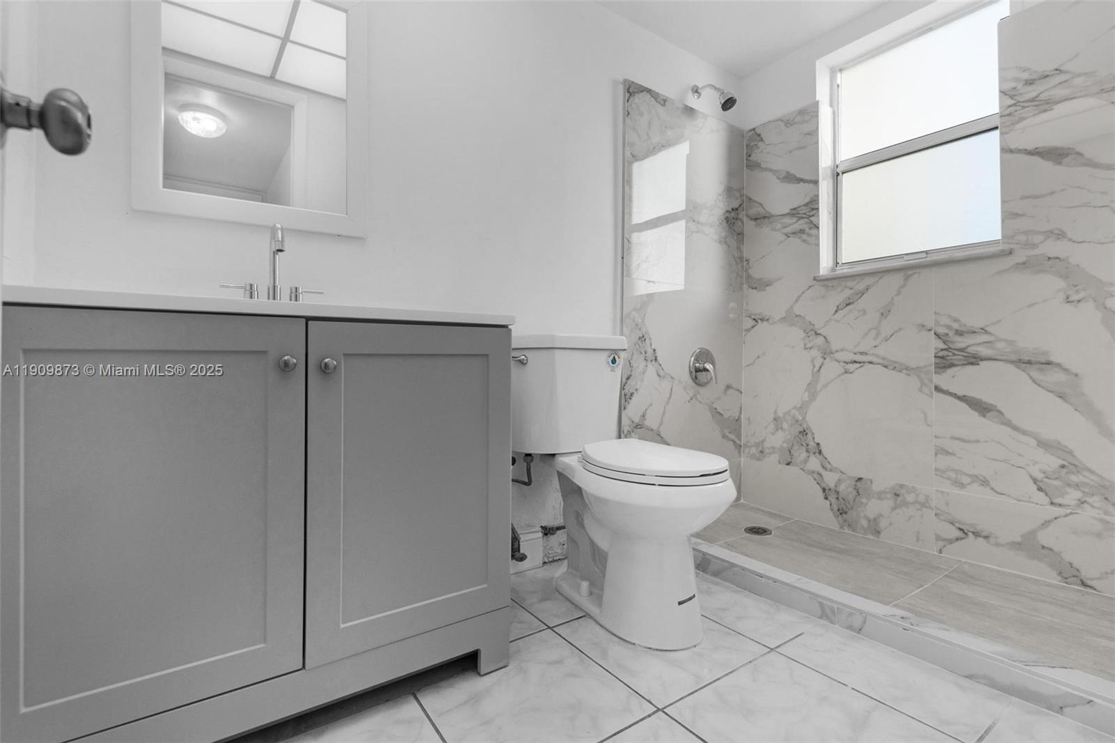 SUNRISE LAKES 24 CONDO - Residential