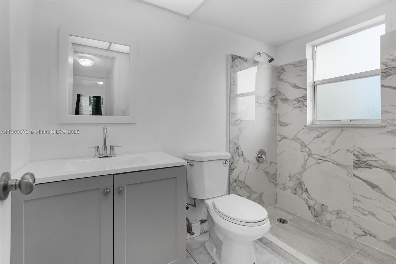 SUNRISE LAKES 24 CONDO - Residential