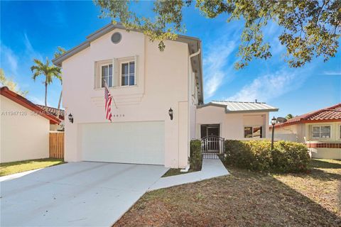 14826 SW 110th Ter Miami FL 33196