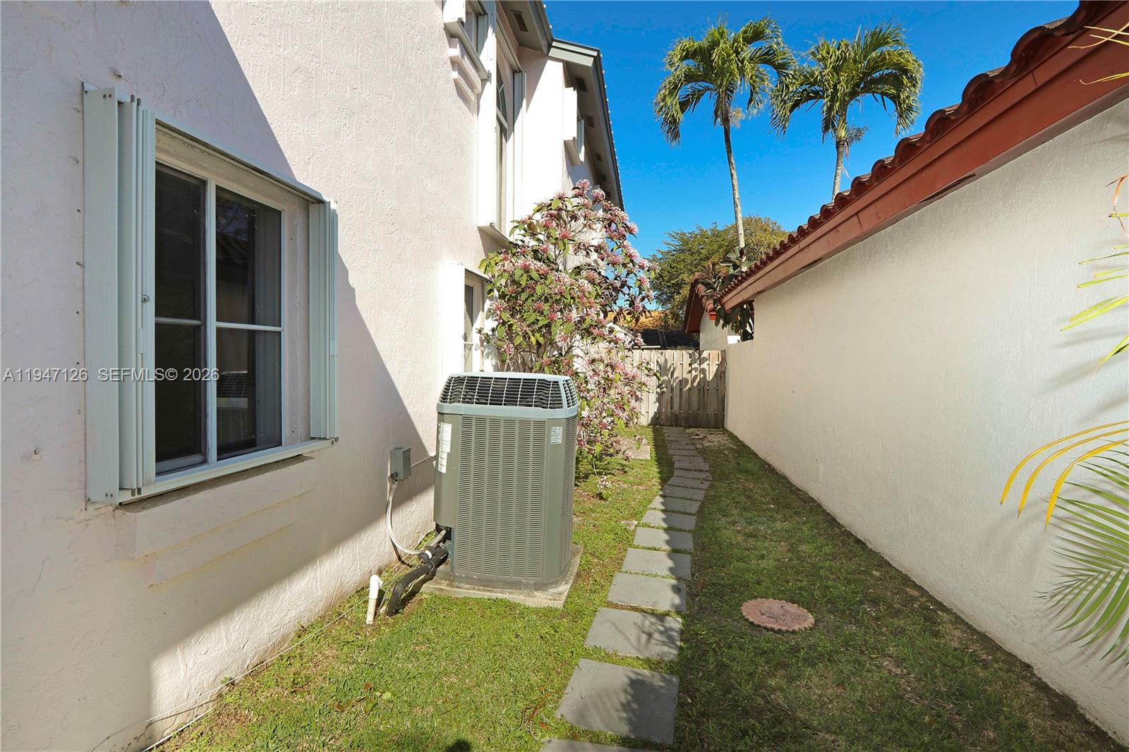 SUNFISH AT THE HAMMOCKS - Residential