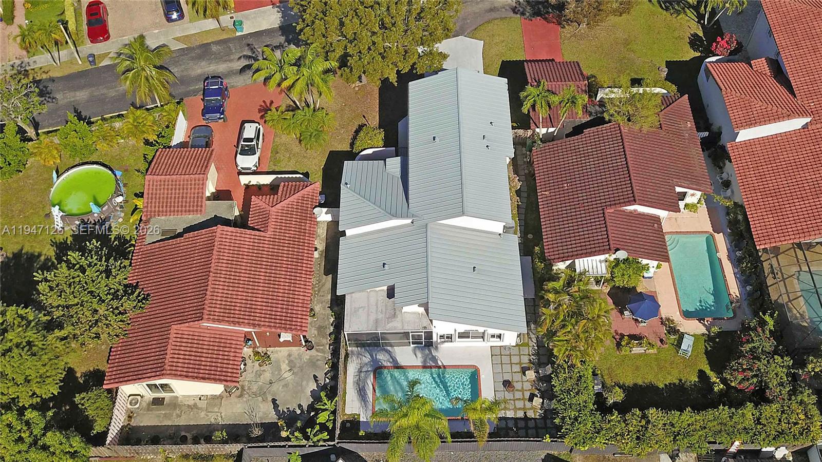 SUNFISH AT THE HAMMOCKS - Residential