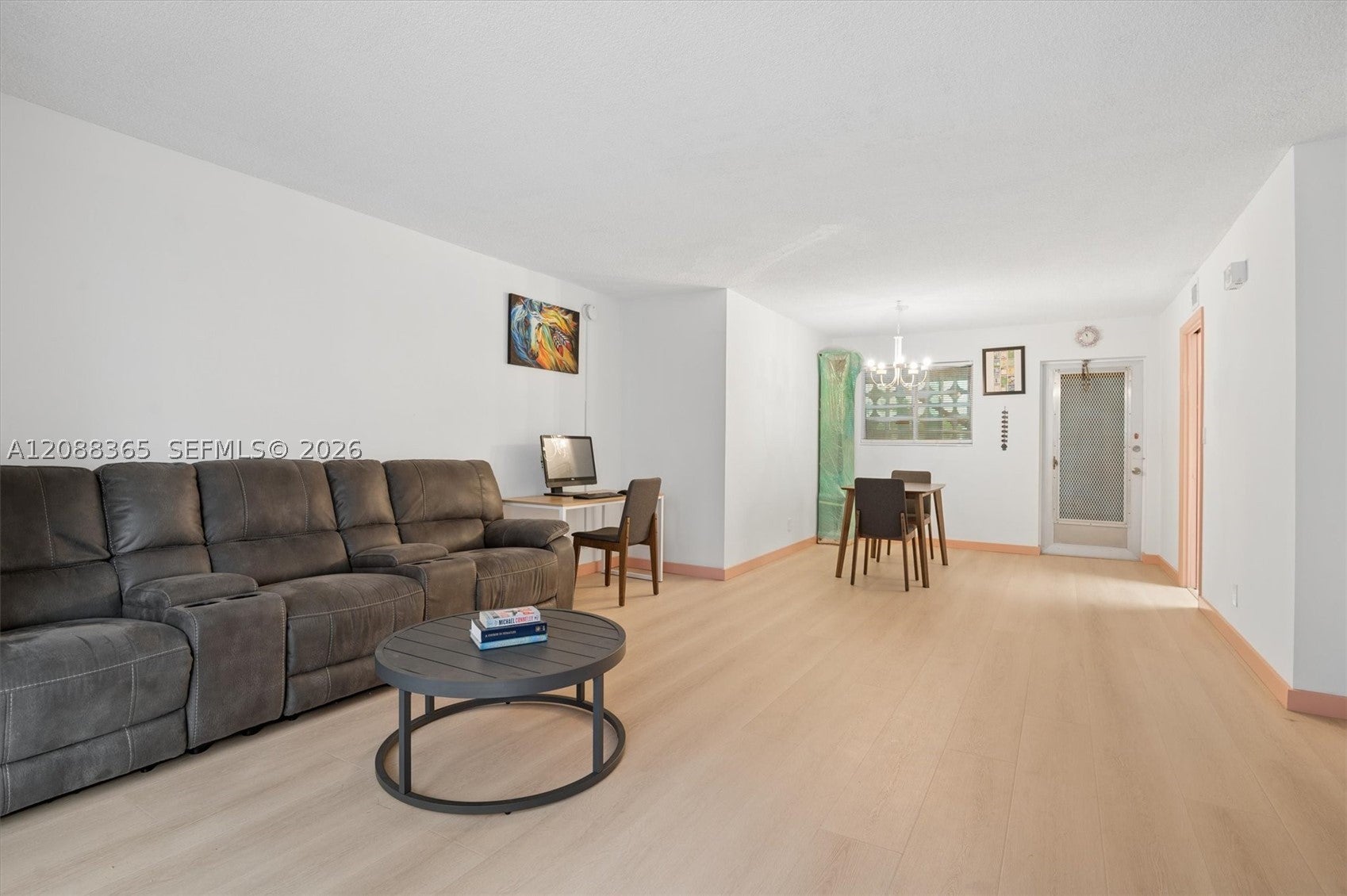 1 N Golfview Rd 201