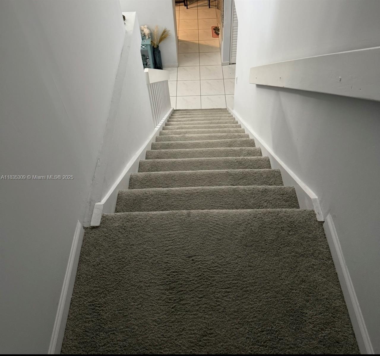 VILLA HOMES AT THE MOORS - Residential