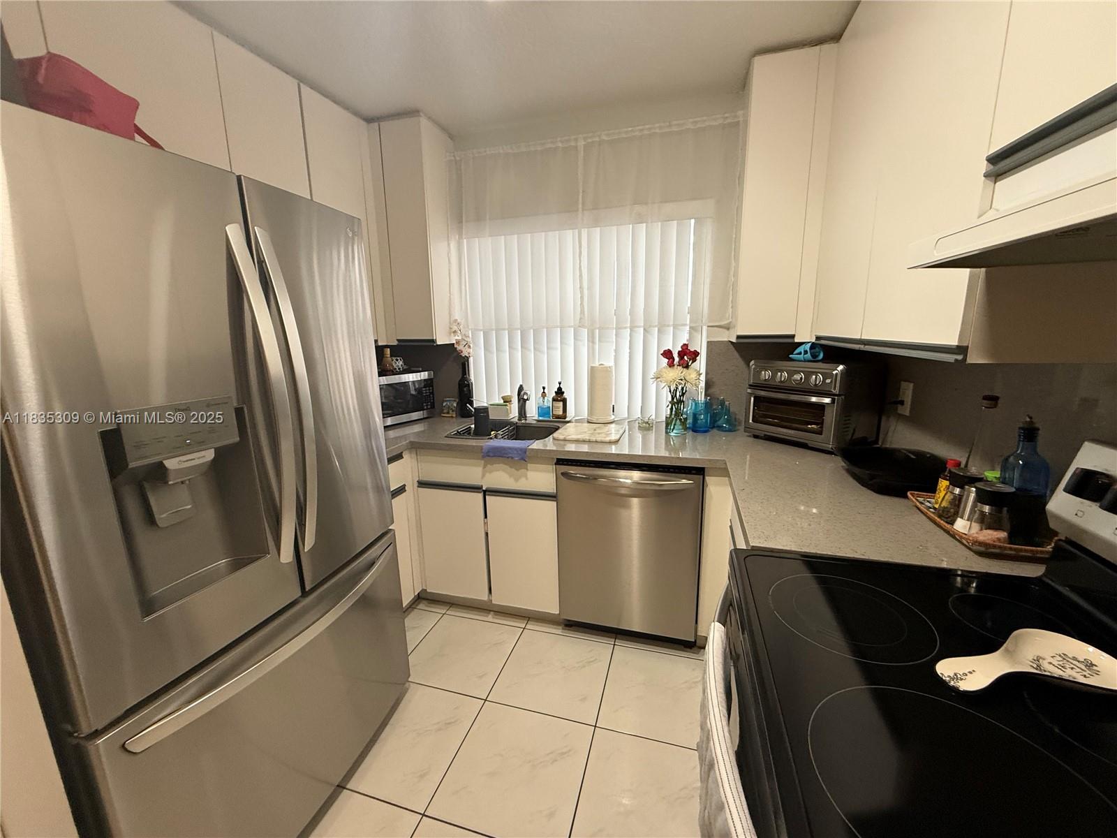 VILLA HOMES AT THE MOORS - Residential