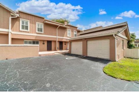 4341 Coral Springs Dr 1G Coral Springs FL 33065