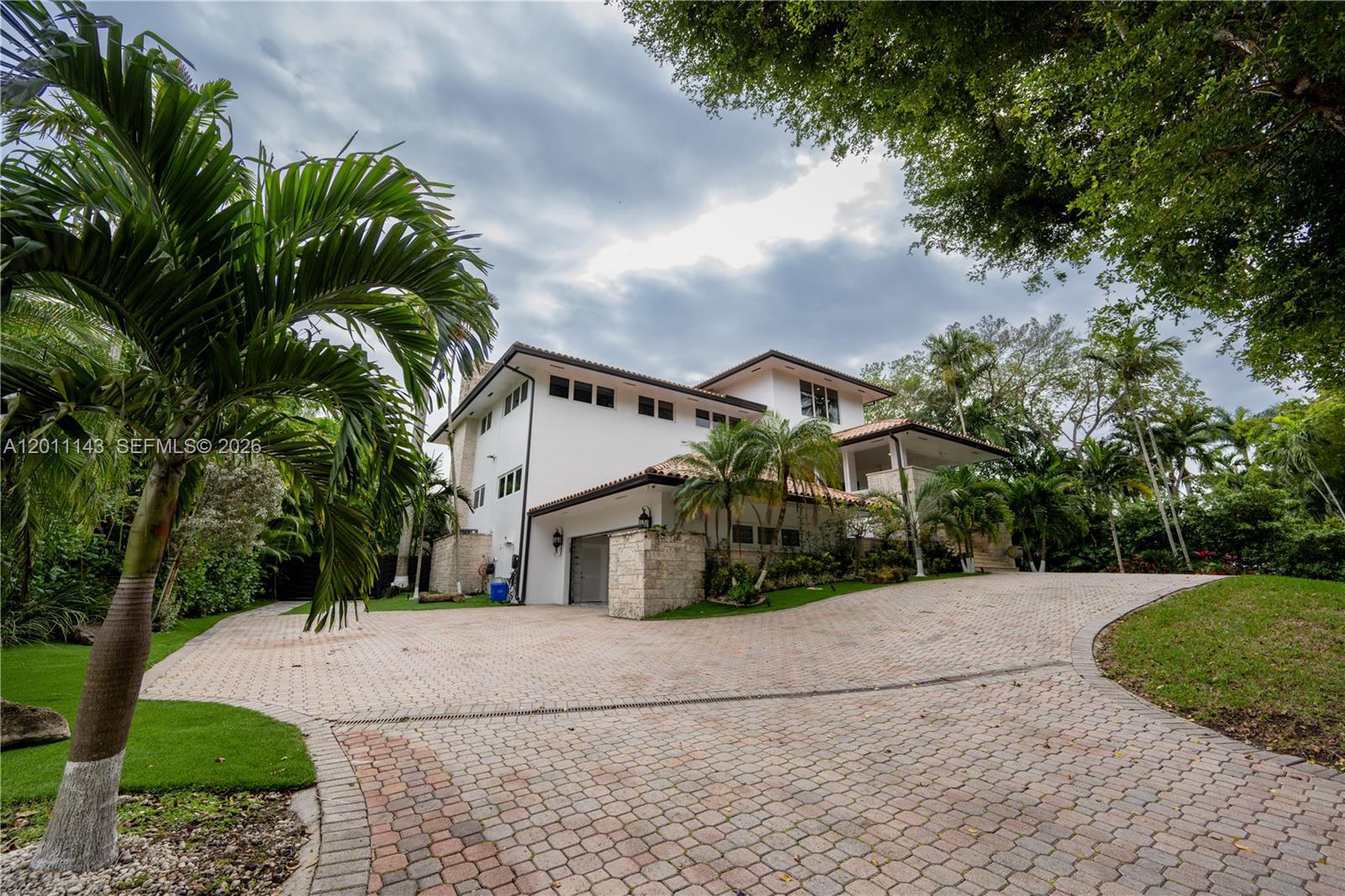 COCOPLUM SEC 1 - Residential Lease