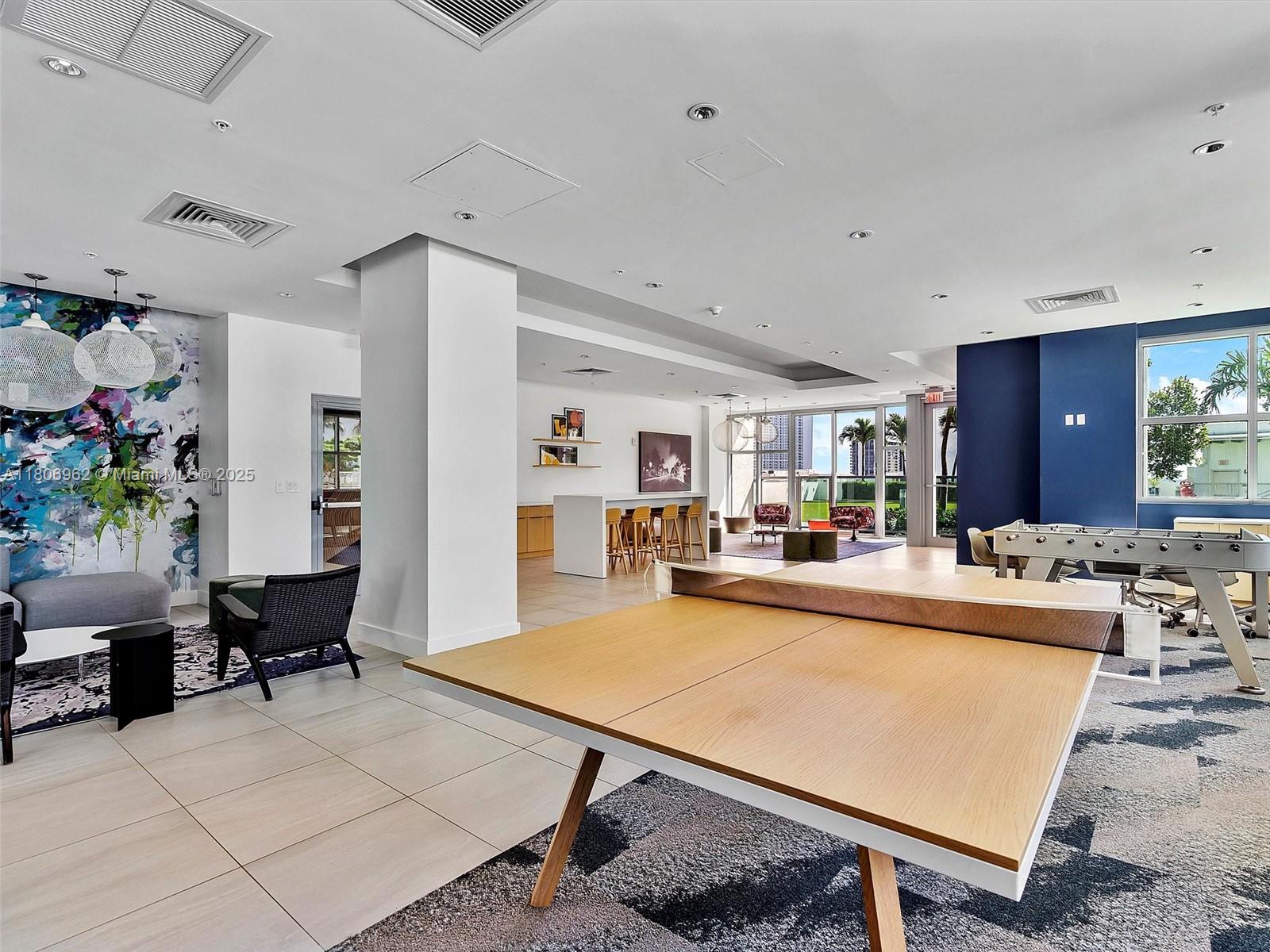 FOUR MIDTOWN MIAMI CONDO - Residential Lease