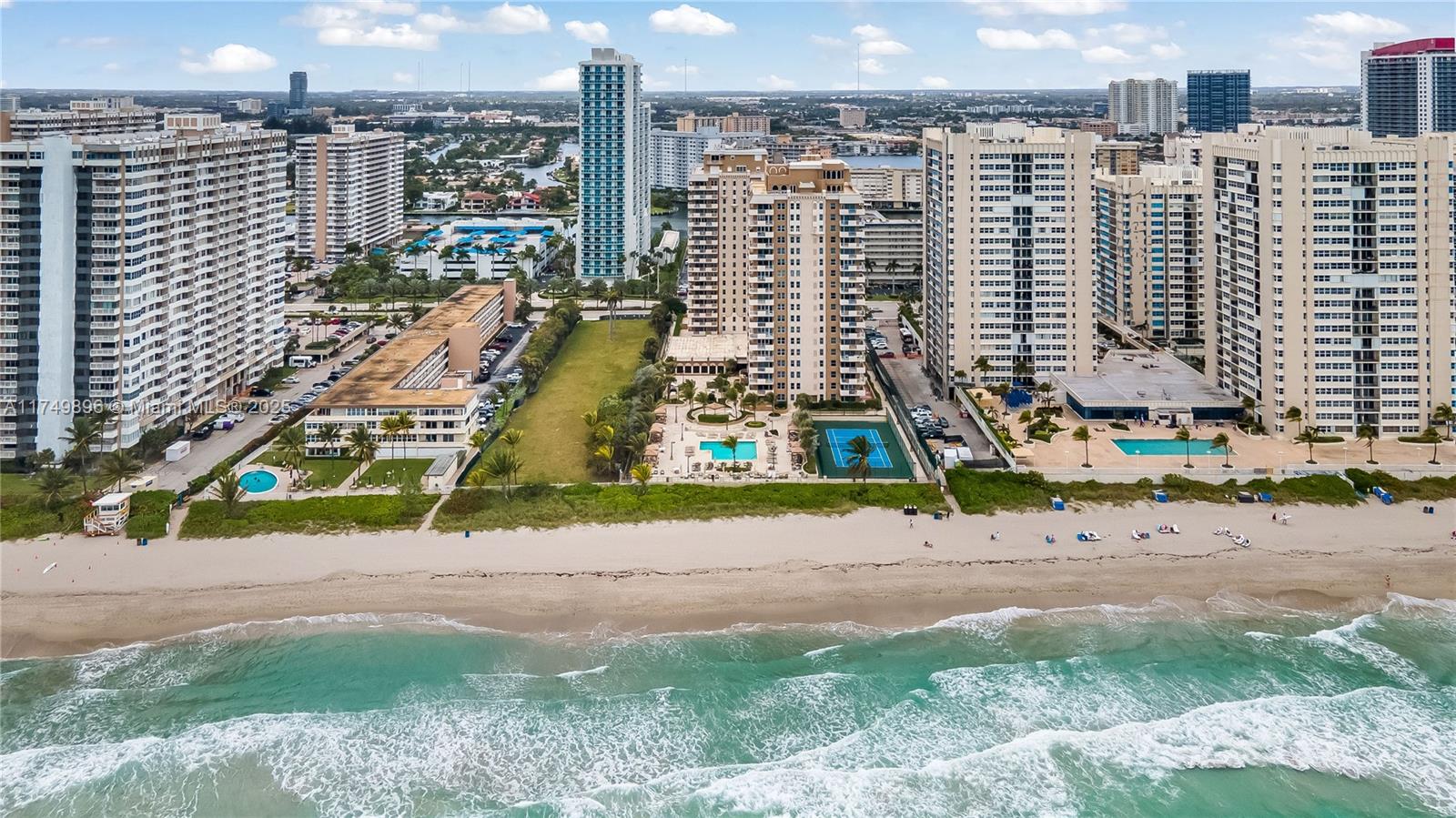 1920 S Ocean Dr  Avail 5/1-11/30  Dr 17D, Hallandale Beach, Broward County, Florida - 2 Bedrooms  
2 Bathrooms - 