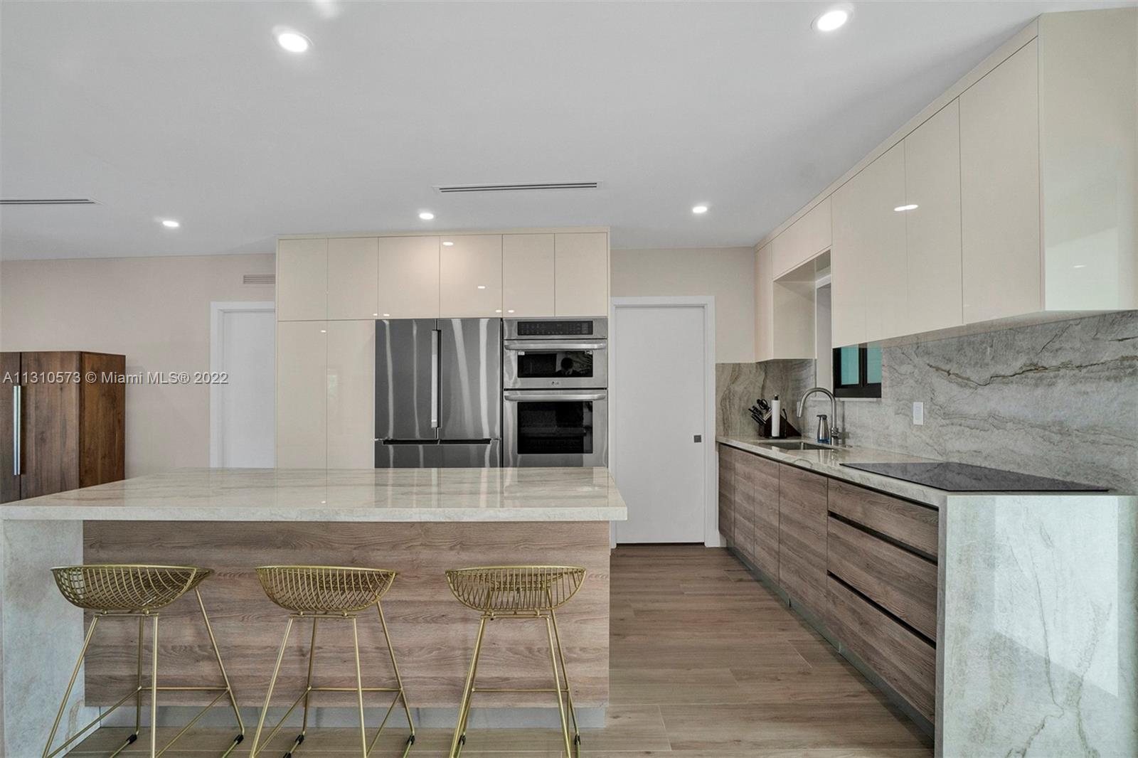 RIVIERA ISLES - Residential