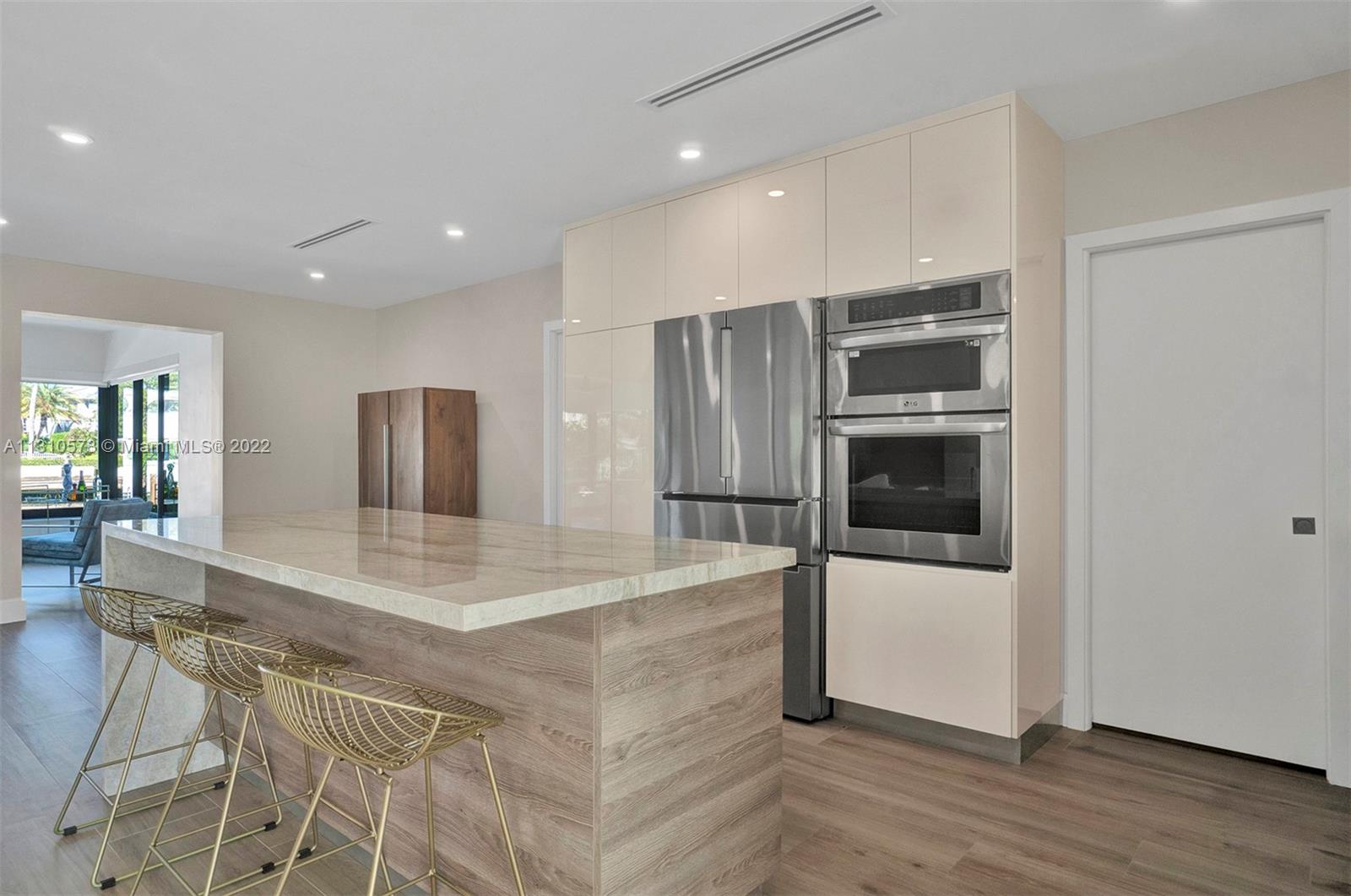 RIVIERA ISLES - Residential