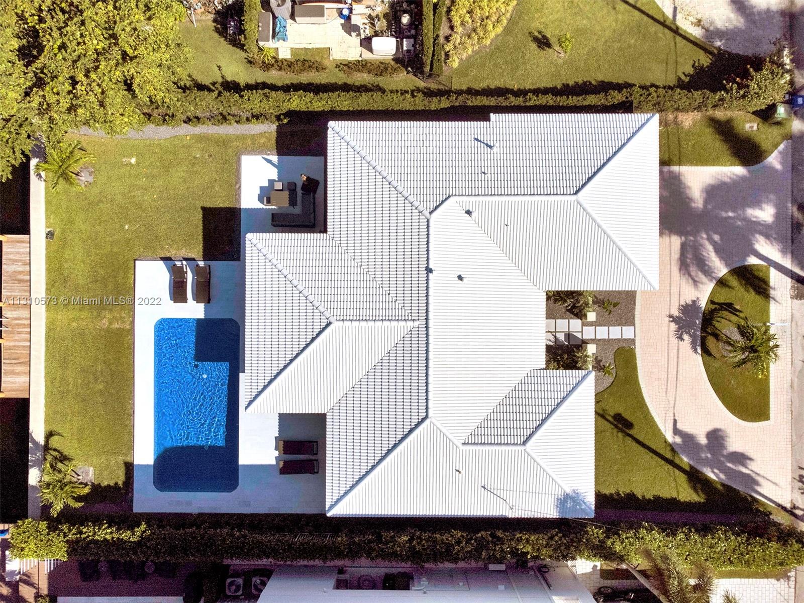 RIVIERA ISLES - Residential