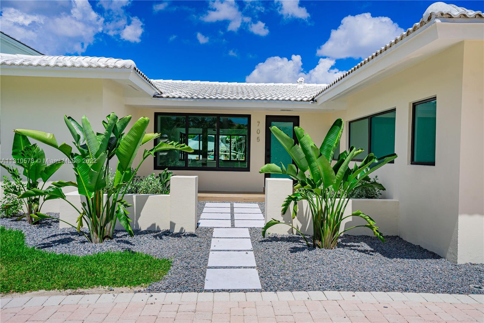 RIVIERA ISLES - Residential