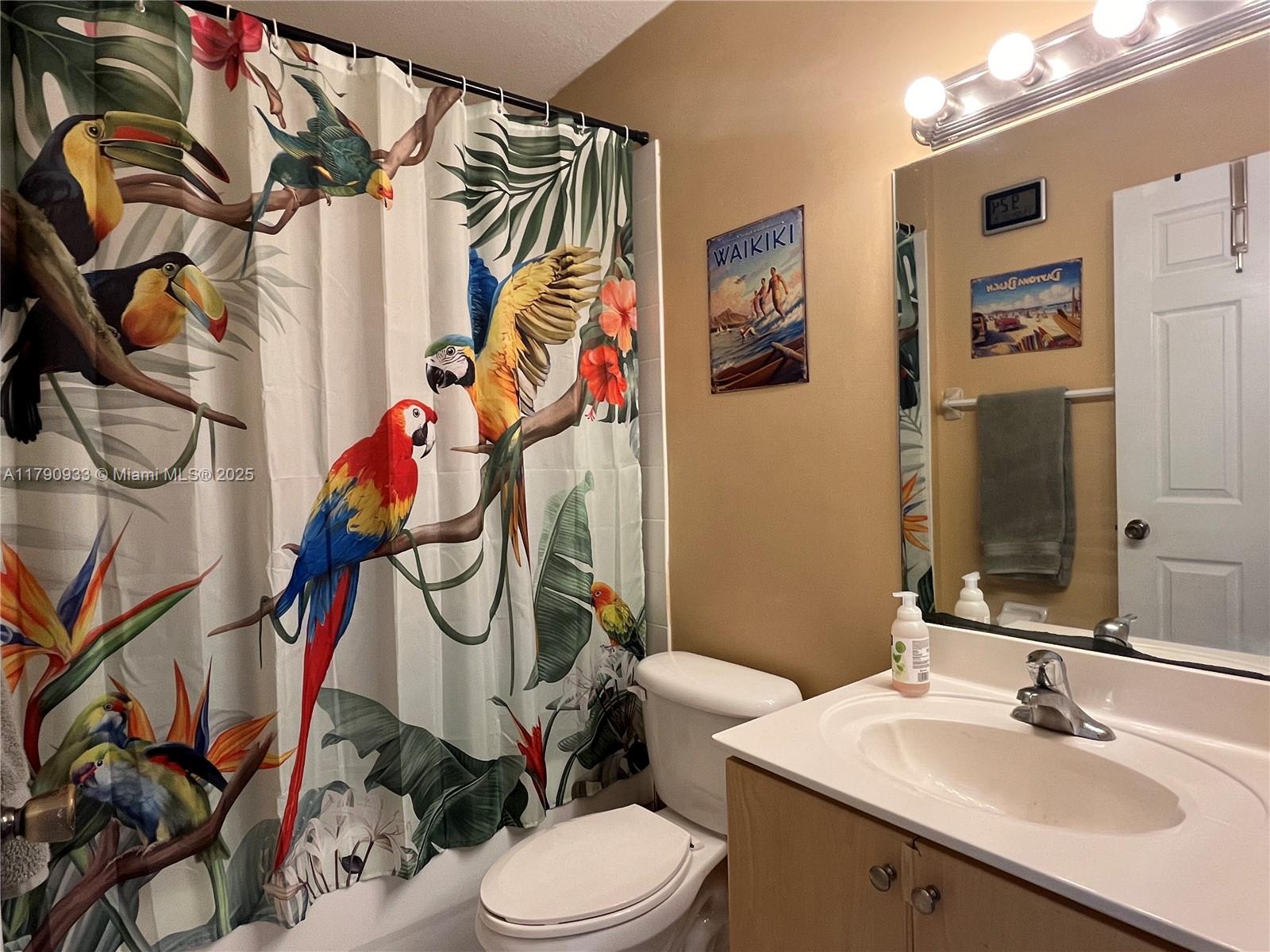 THE COURTS AT BAYSHORE II - Residential