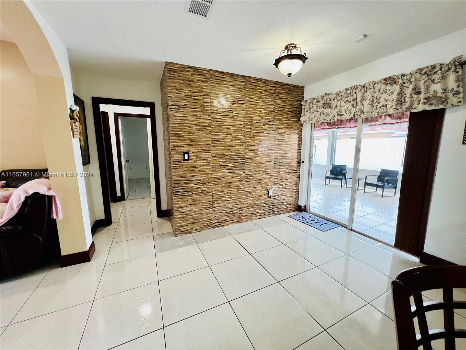 ACAPULCO SUB - Residential
