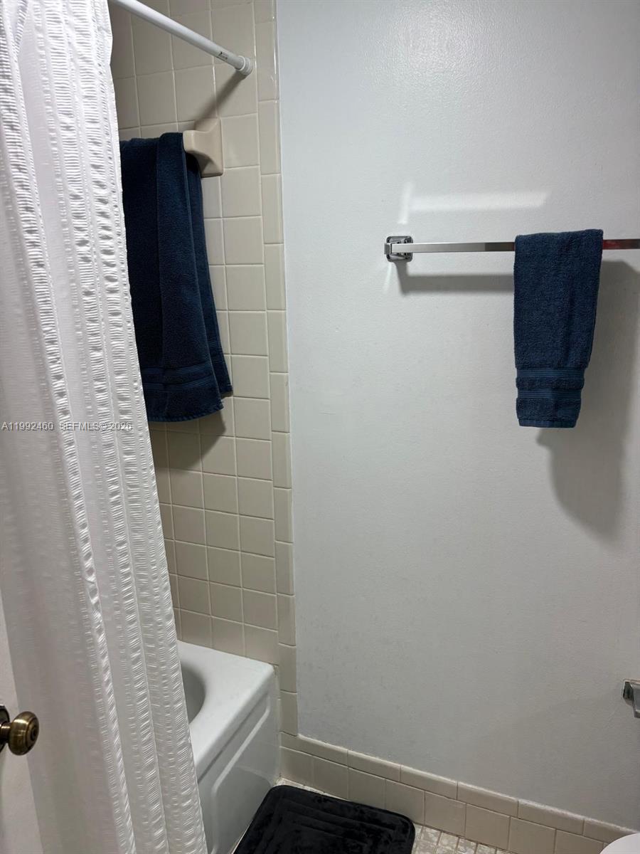 MEADOWRIDGE EAST CONDO - Residential