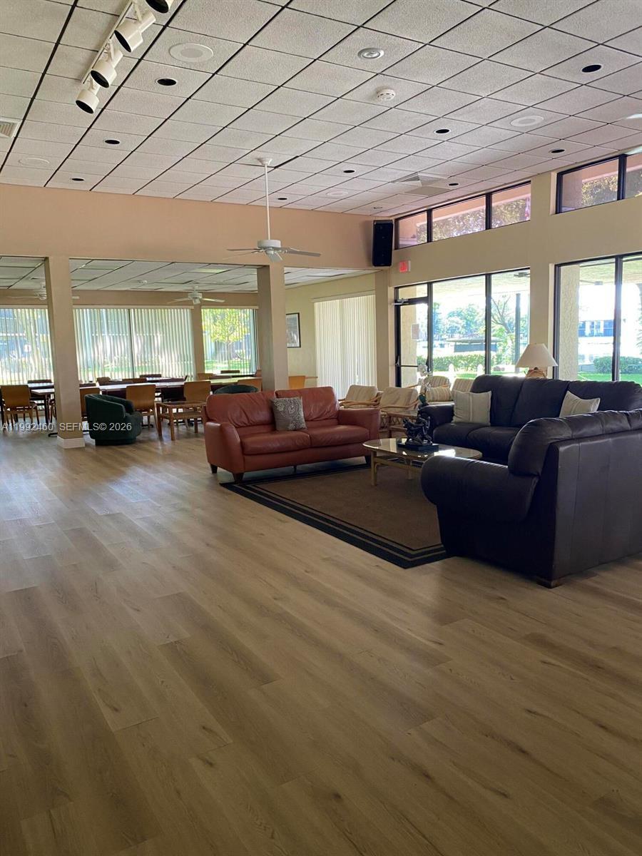 MEADOWRIDGE EAST CONDO - Residential