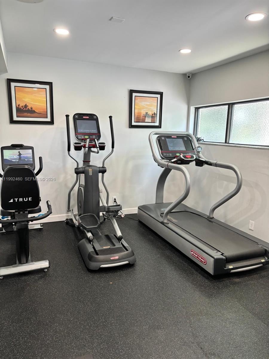 MEADOWRIDGE EAST CONDO - Residential
