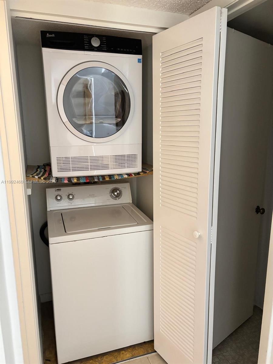 MEADOWRIDGE EAST CONDO - Residential