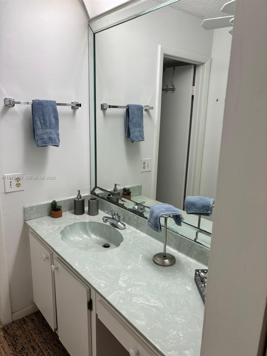 MEADOWRIDGE EAST CONDO - Residential