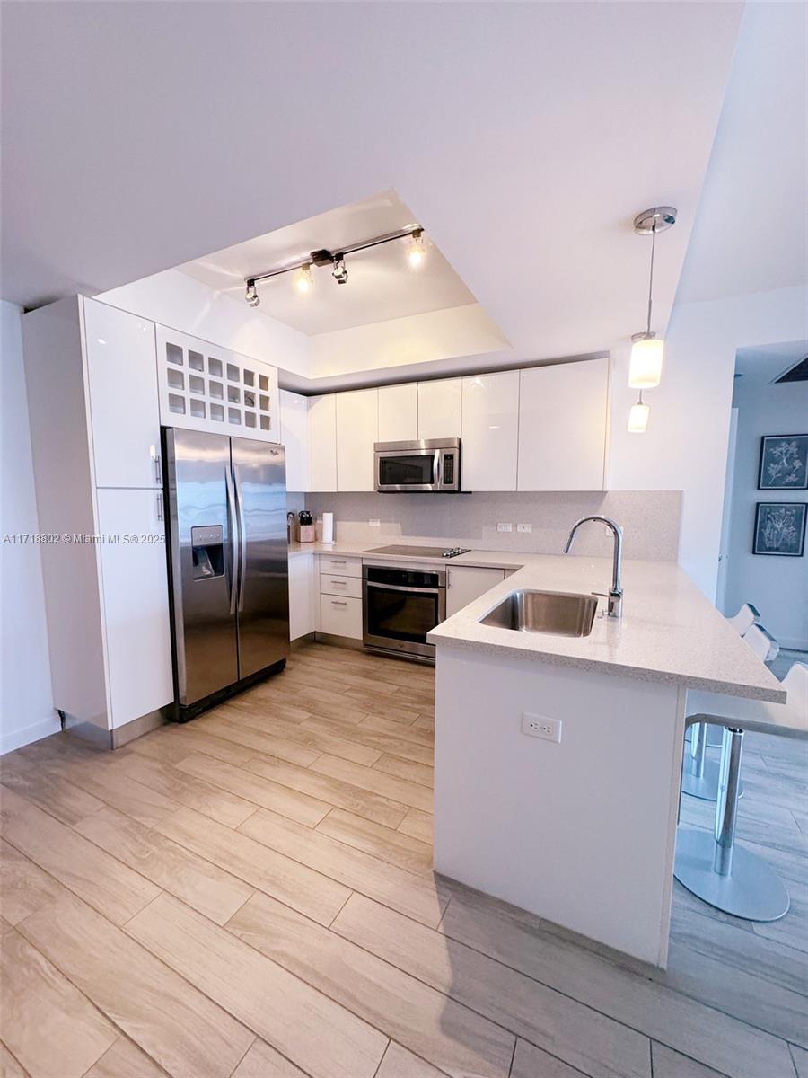999 SW 1st Ave 2611
