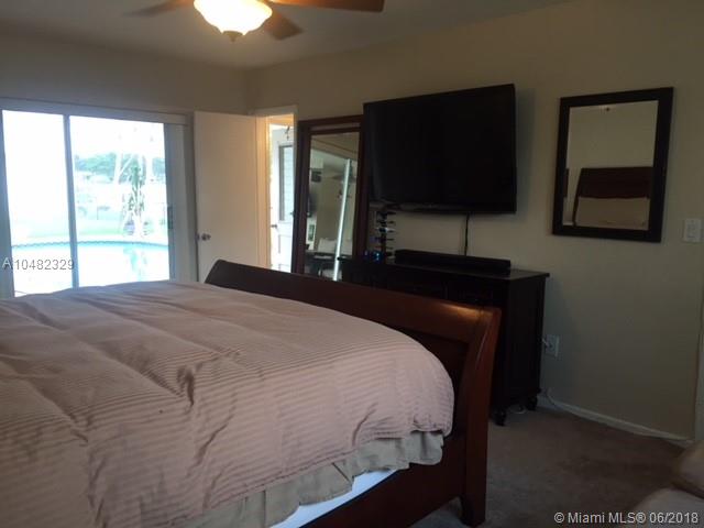 PASADENA LAKES - Residential