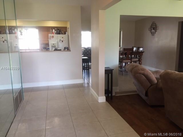 PASADENA LAKES - Residential