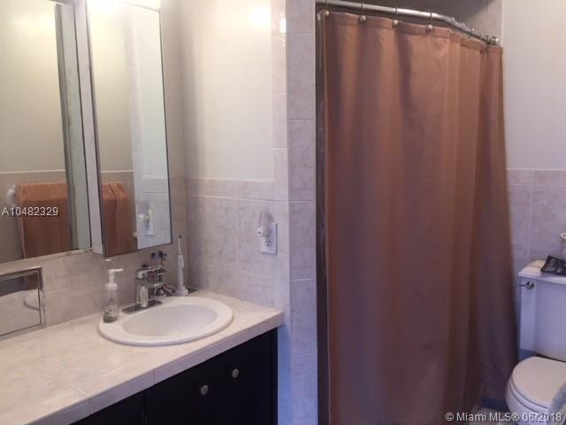 PASADENA LAKES - Residential