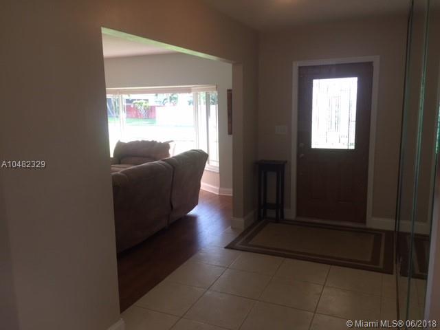 PASADENA LAKES - Residential