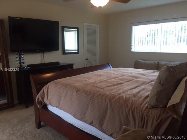 PASADENA LAKES - Residential