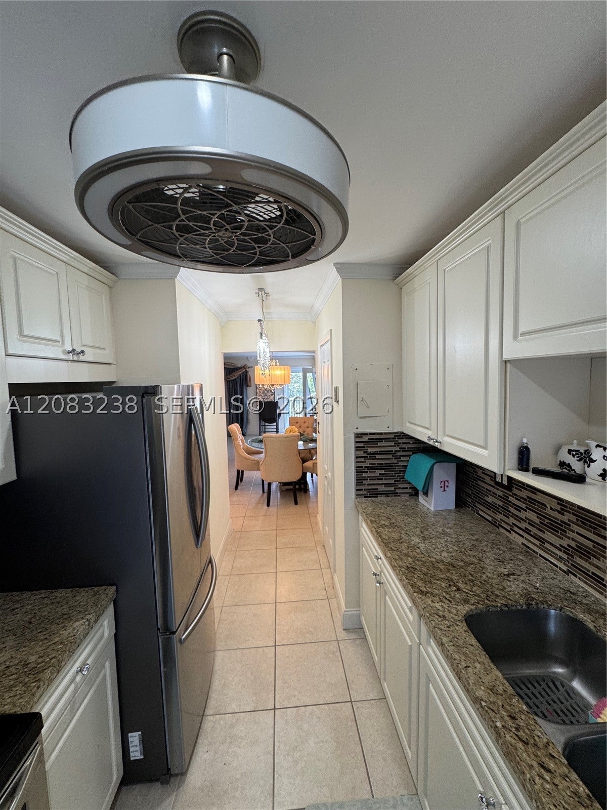 3922 NE 166th St S305