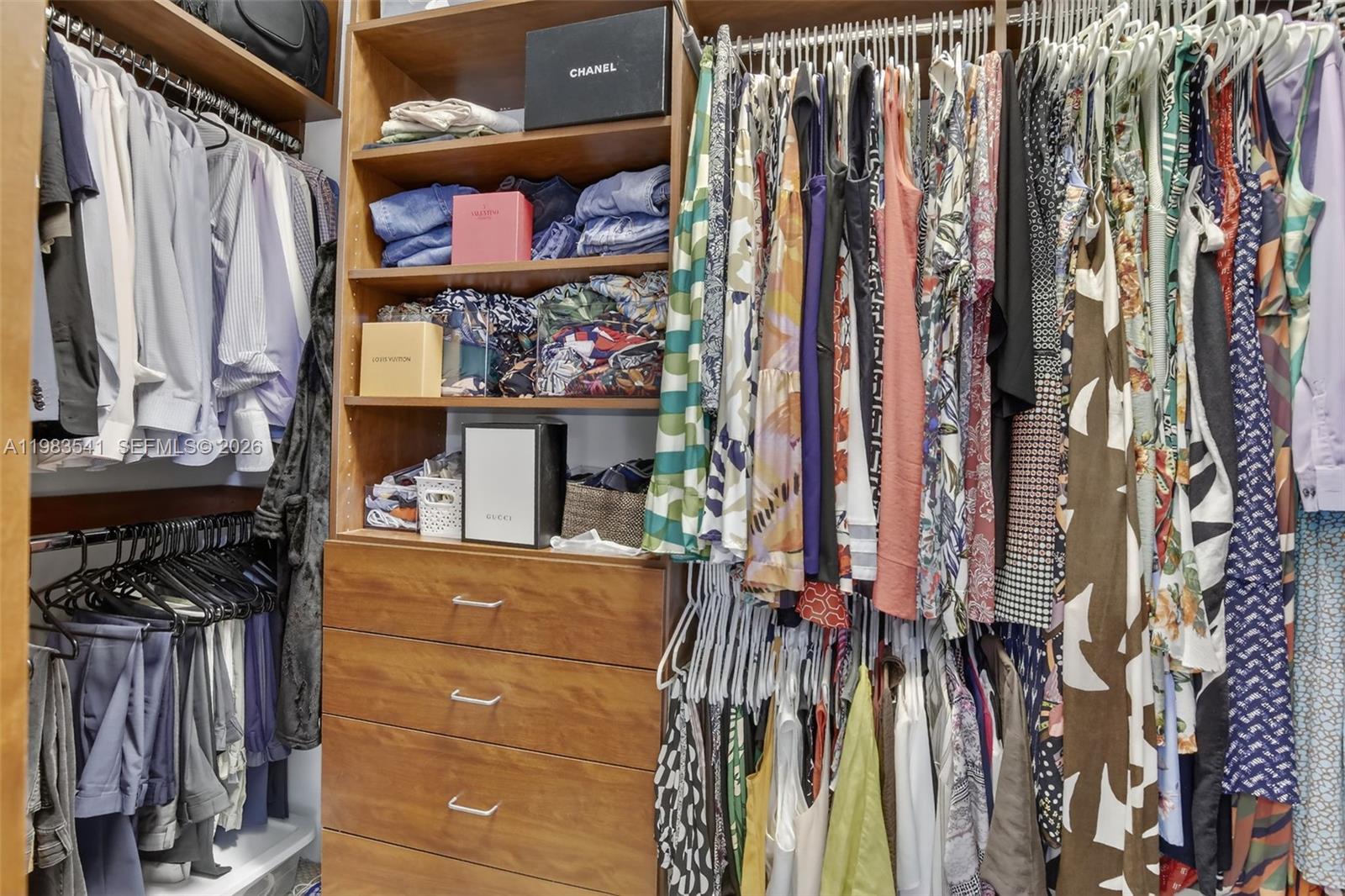 HAMPTONS WEST CONDO - Residential