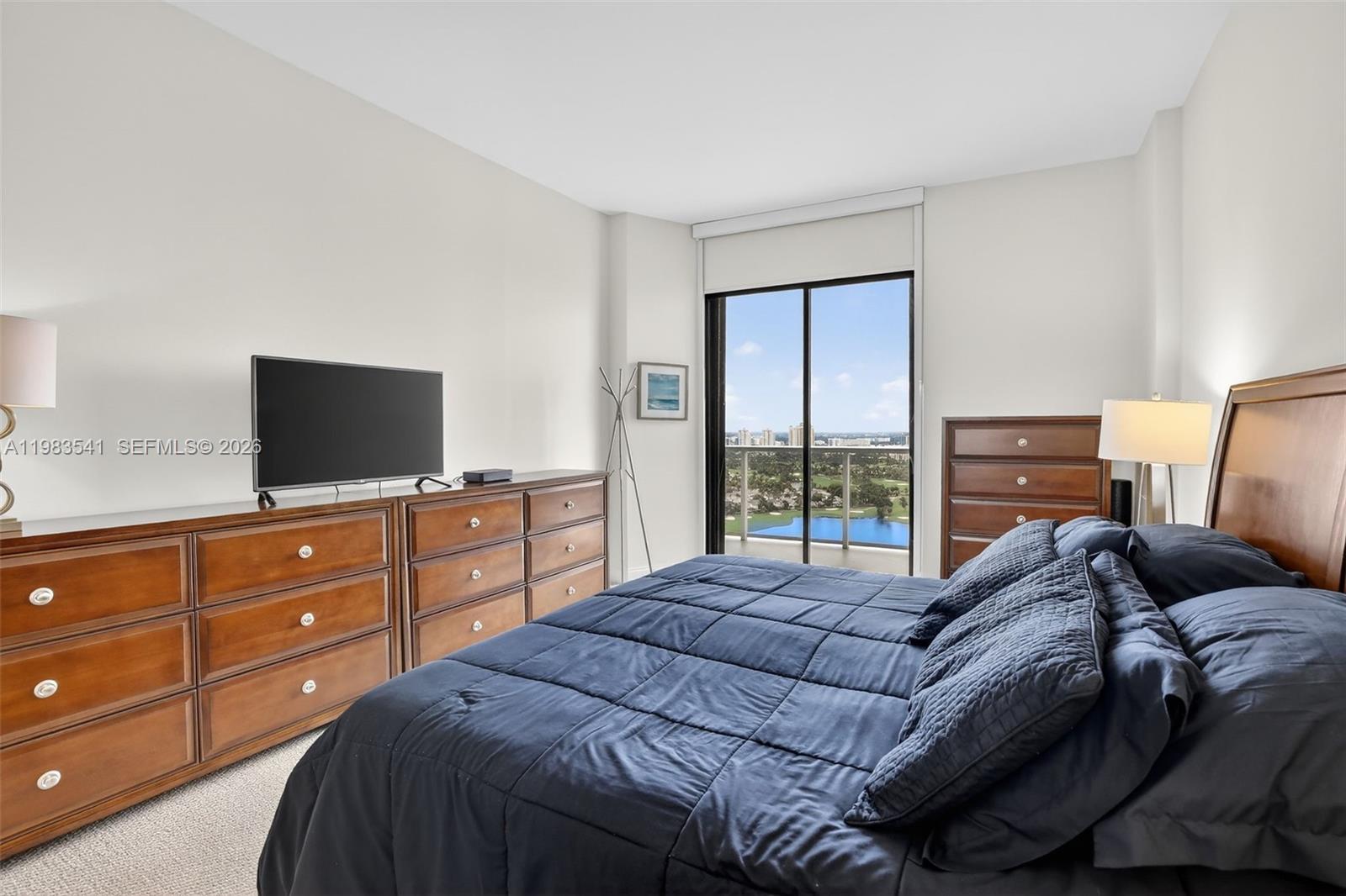 HAMPTONS WEST CONDO - Residential