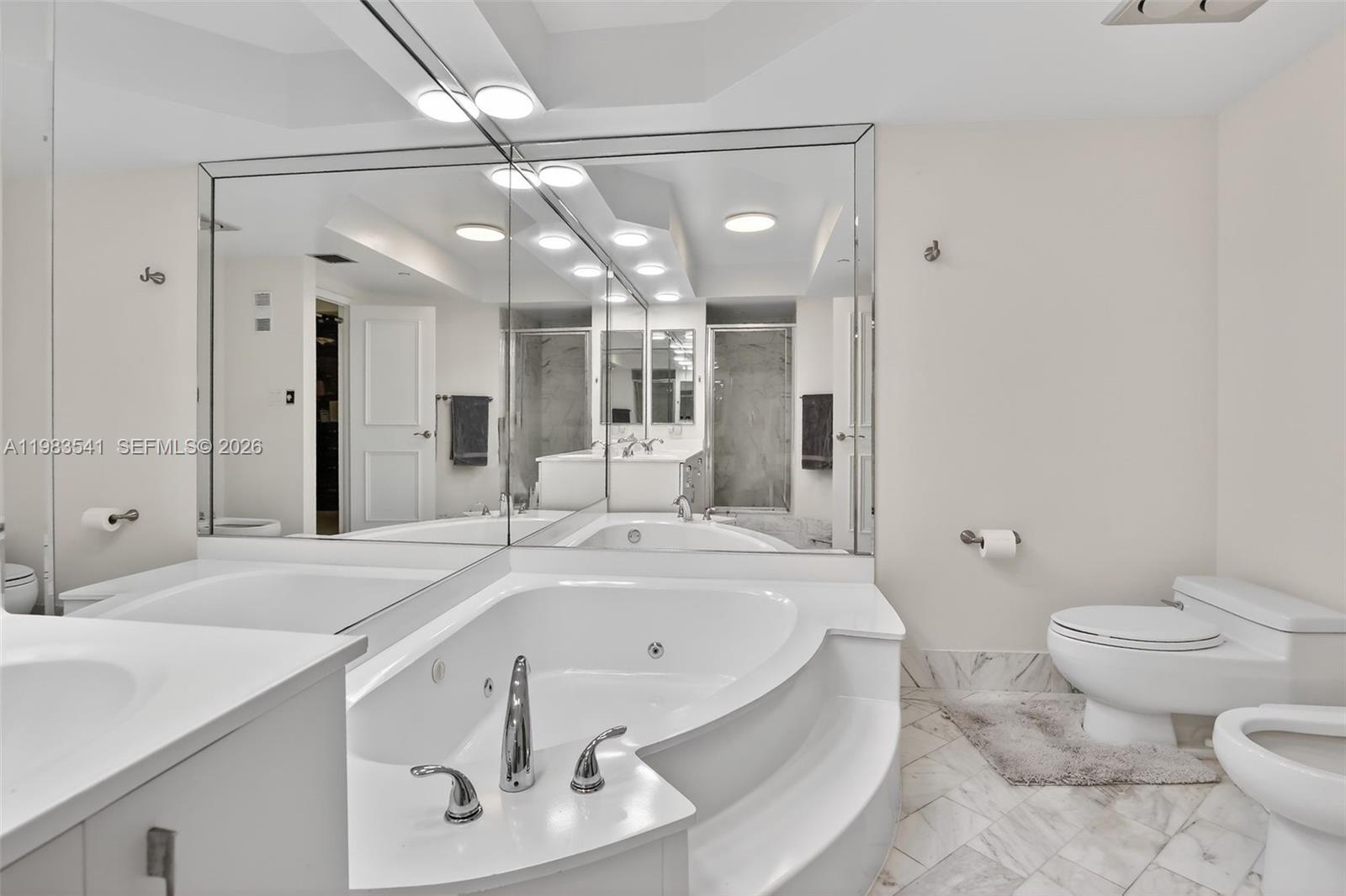 HAMPTONS WEST CONDO - Residential