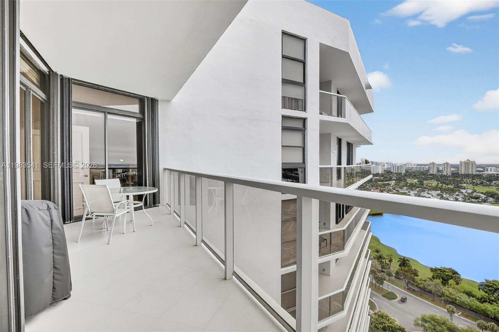 HAMPTONS WEST CONDO - Residential