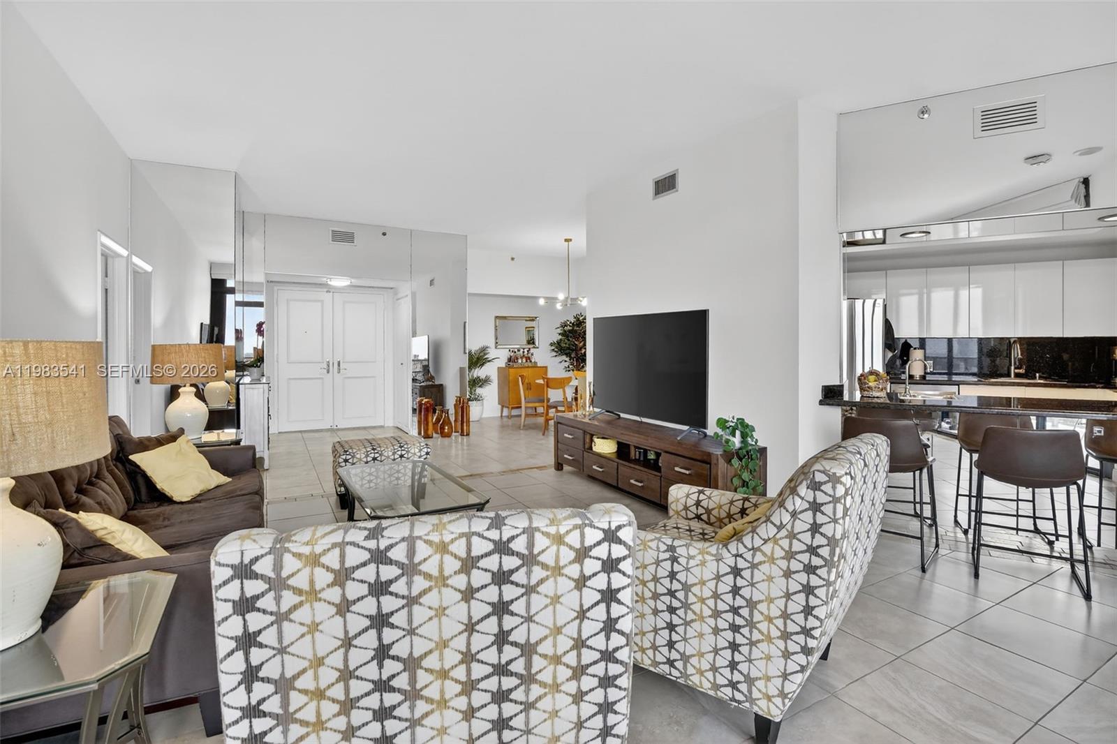 HAMPTONS WEST CONDO - Residential